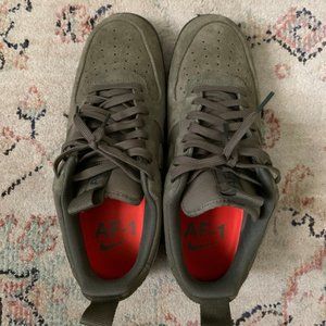 Nike Air Force 1 07 Lv8 Suede